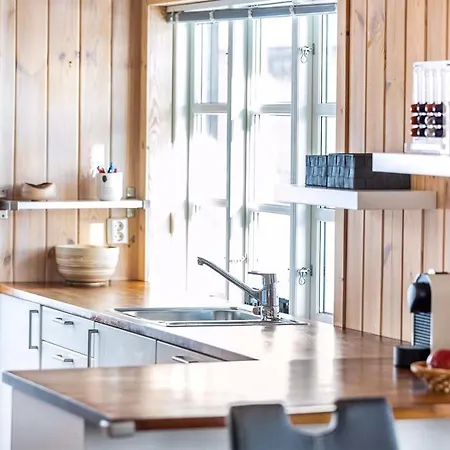 Feriehus Beautiful In With Kitchen